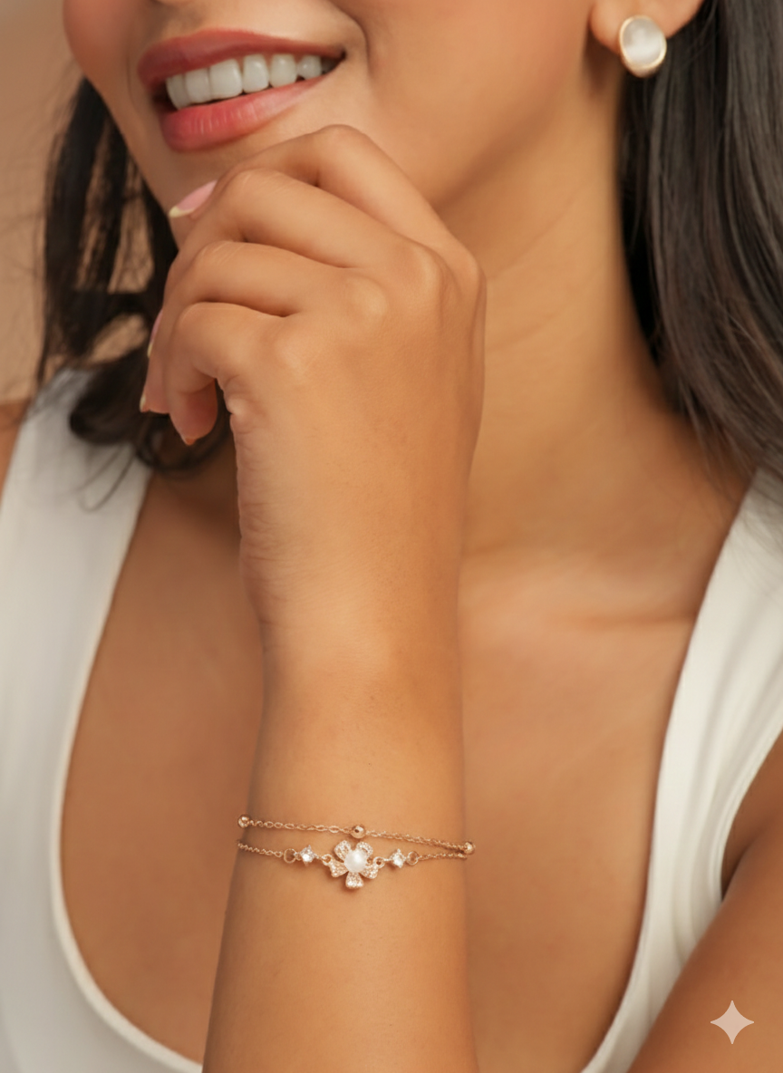 Daisy Pearl Bracelet